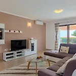 Danka بيت للعطل *