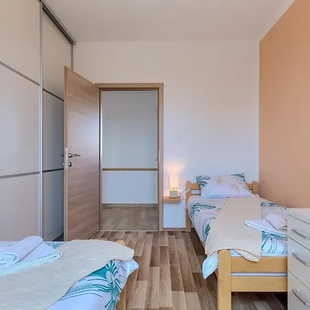 Semesterbostad Danka Smoljanci