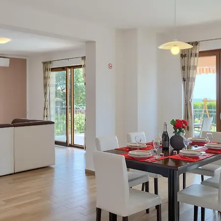 Semesterbostad Danka